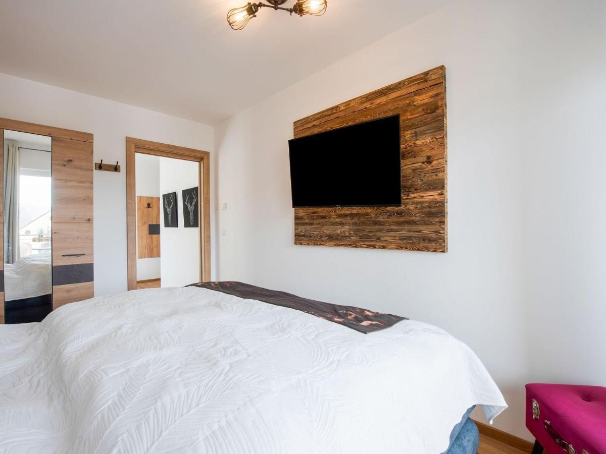 Apartment With Ski Bus On The Doorstep Mauterndorf  Exterior photo